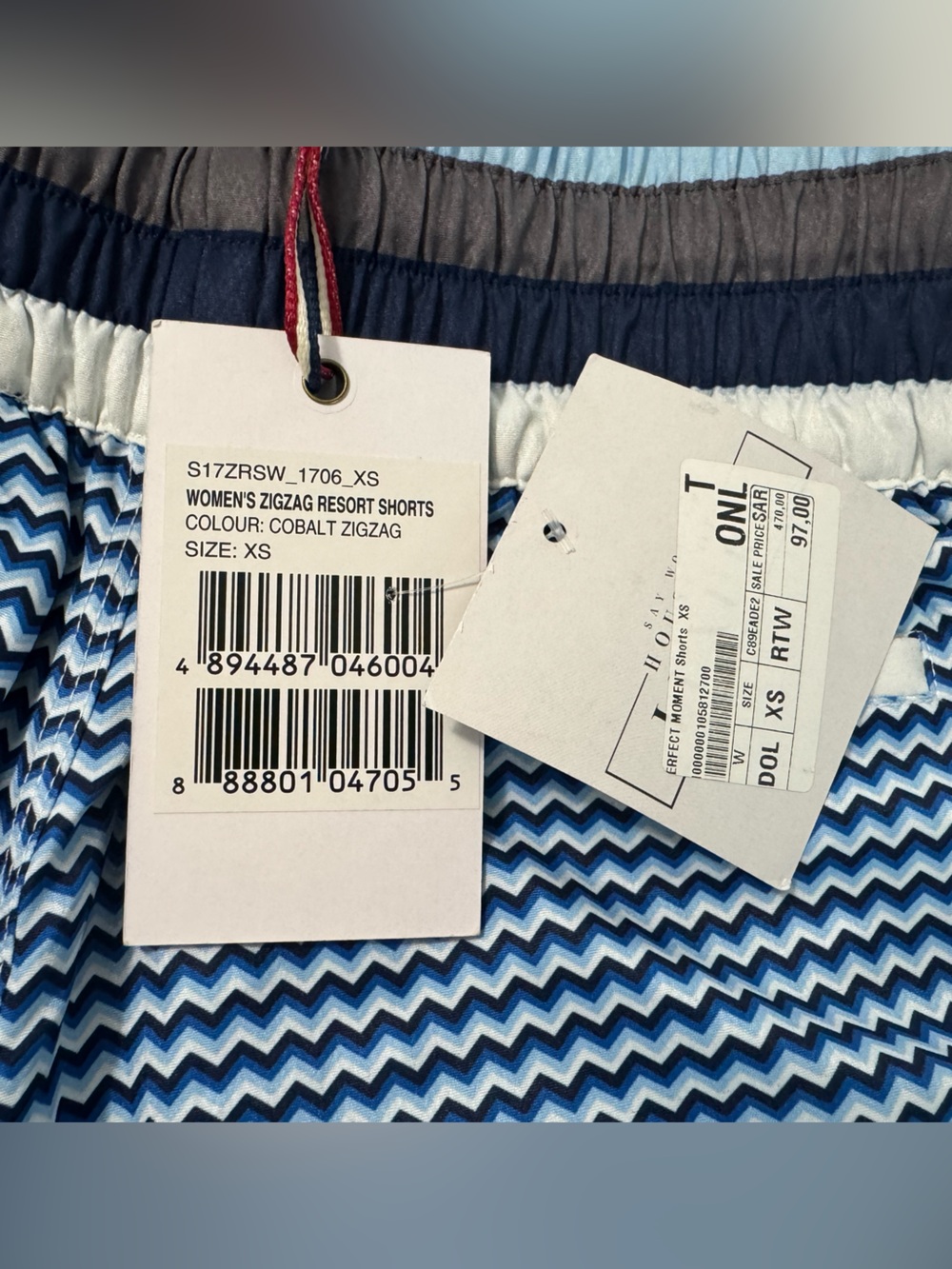 Perfect Moment women’s Cobalt Zigzag Resort Shorts Size XS - Picture 3 of 6